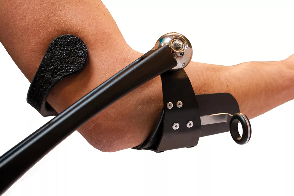 a53bd4b90d0f503d116b2bfaf5d957aeb31fde1b_Edero_Bras_Support_72dpi_1200x800.jpg Support de bras articulé Edero - Prévenir les douleurs au poste de travail