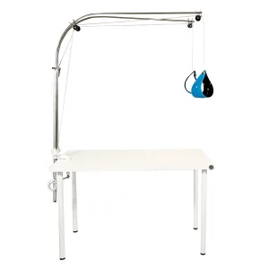 Solution ergonomique Perdelle Neo pour soutenir les bras sur les postes de travail fixes.